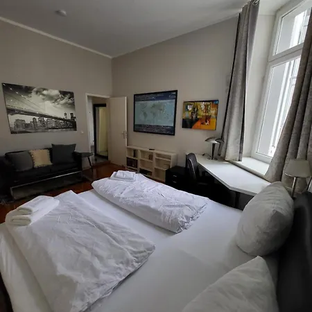 Cosy And Flat With Piano Berlin